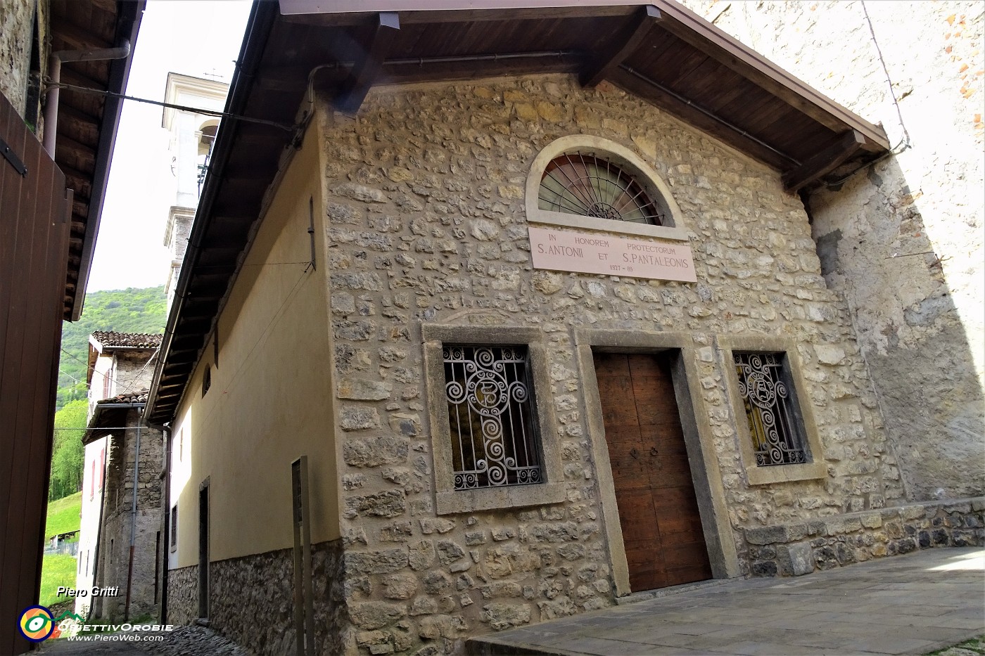 49 Chiesetta di S. Antonio e S. Pantaleone a Ripa.JPG